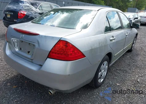 2007 Honda Accord 2.4 Lx from USA, damaged, VIN 1HGCM56477A220766